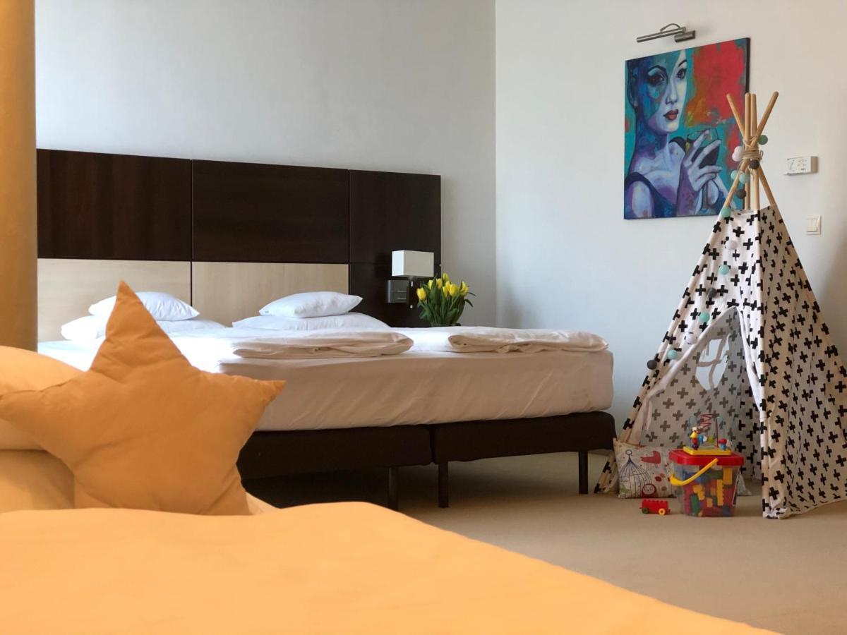 Ruben Hotel Zielona Gora Eksteriør bilde
