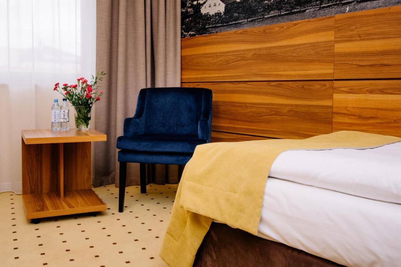 Ruben Hotel Zielona Gora Eksteriør bilde