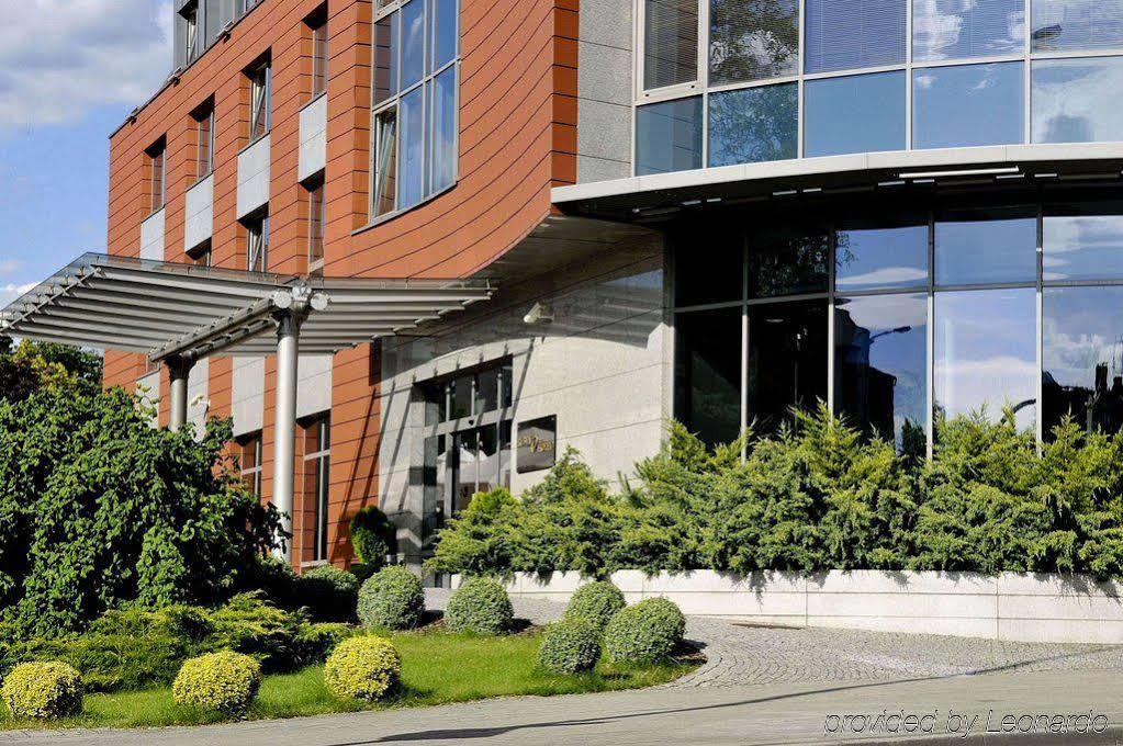 Ruben Hotel Zielona Gora Eksteriør bilde